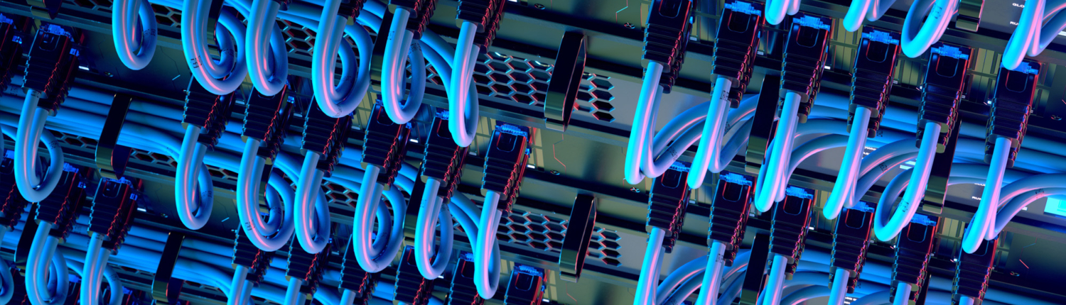 Infraestructura de cableado estructurado categoría 6A con rack organizado y gestión profesional de cables